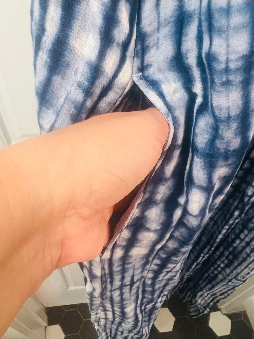 GAP Blue and White Tie-Dye Maxi Dress - Picture 4 of 5